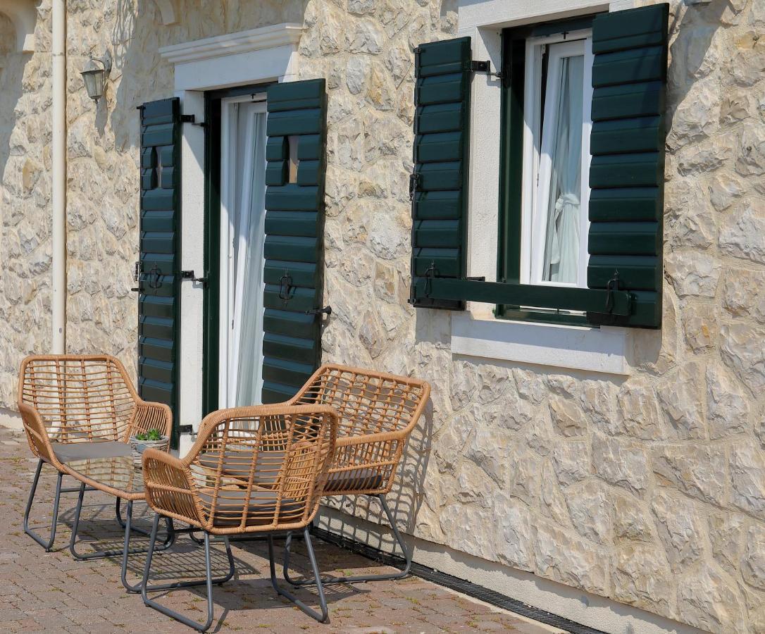 Apartments Nina Bibinje Exterior photo