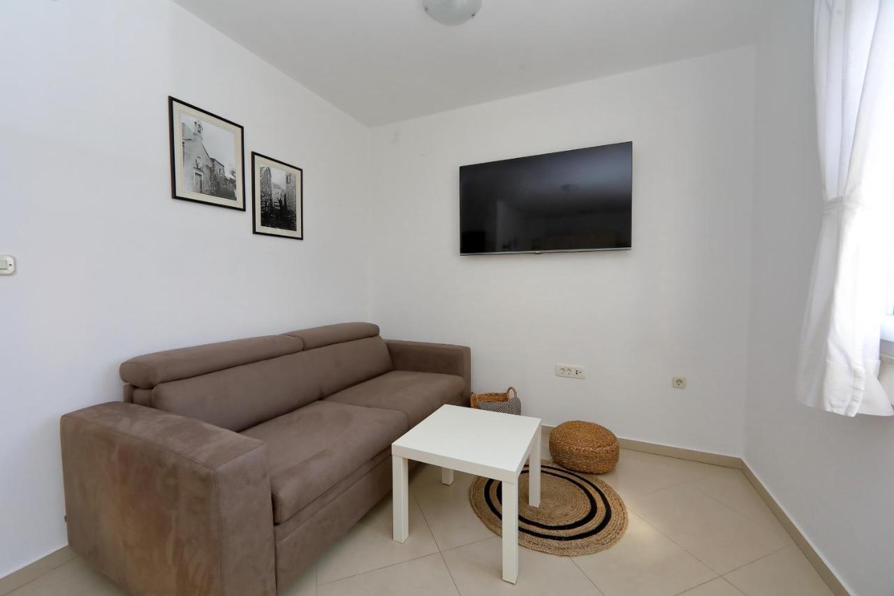 Apartments Nina Bibinje Exterior photo